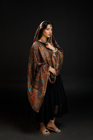 Regal Mughal Dynasty Shawl - Mughal Courtyard