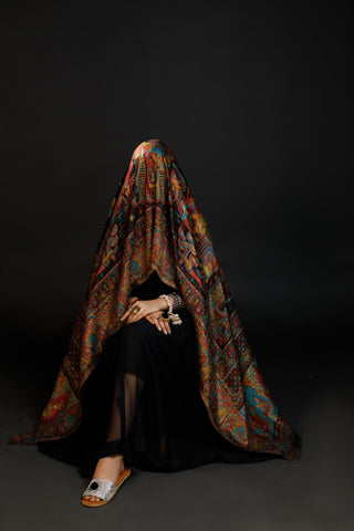 Regal Mughal Dynasty Shawl - Mughal Courtyard